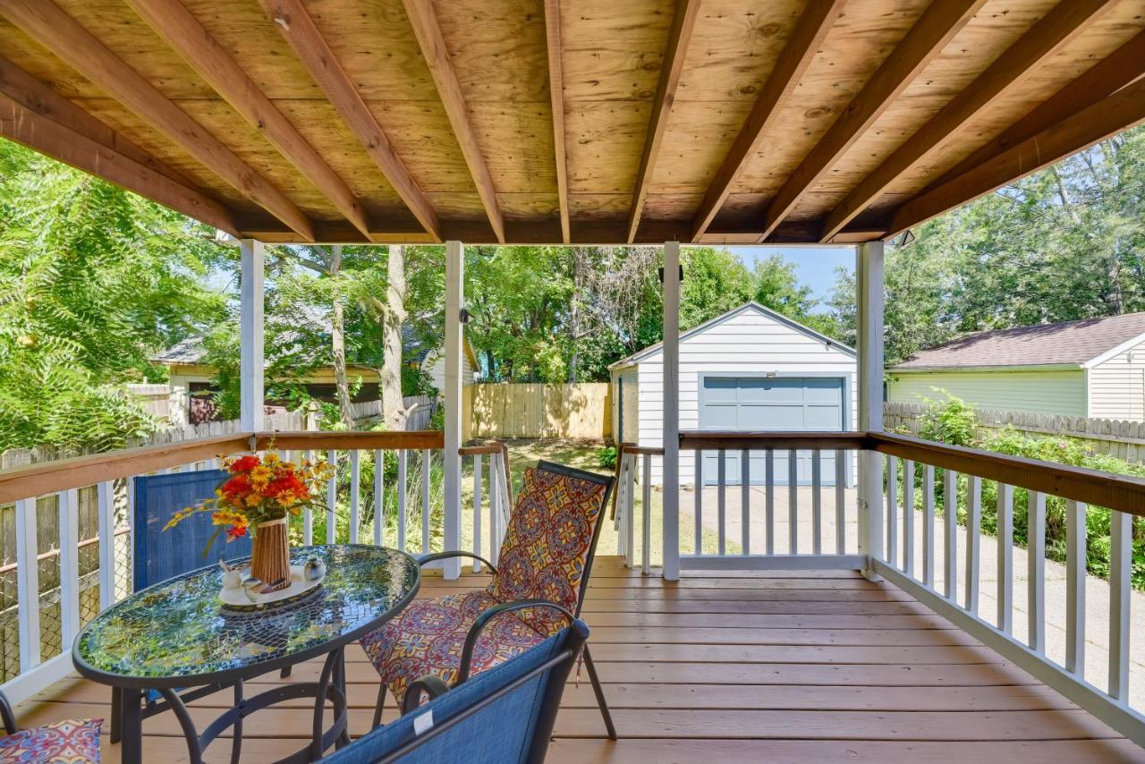 Holiday home Vacation About 8 Mi From Canalside!